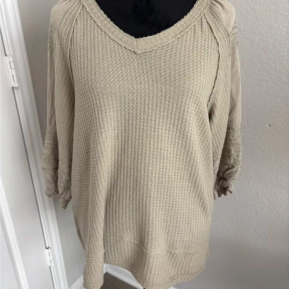 Soft Surroundings Mara Waffle Knit Embroidered Tunic Top‎ in sage green - Picture 2 of 6